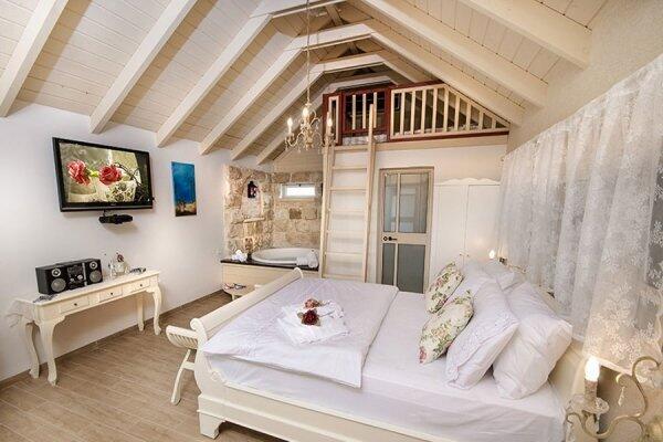 פרובנס בגן צפון  6  נופש - וי פור ויקיישן - V for Vacation