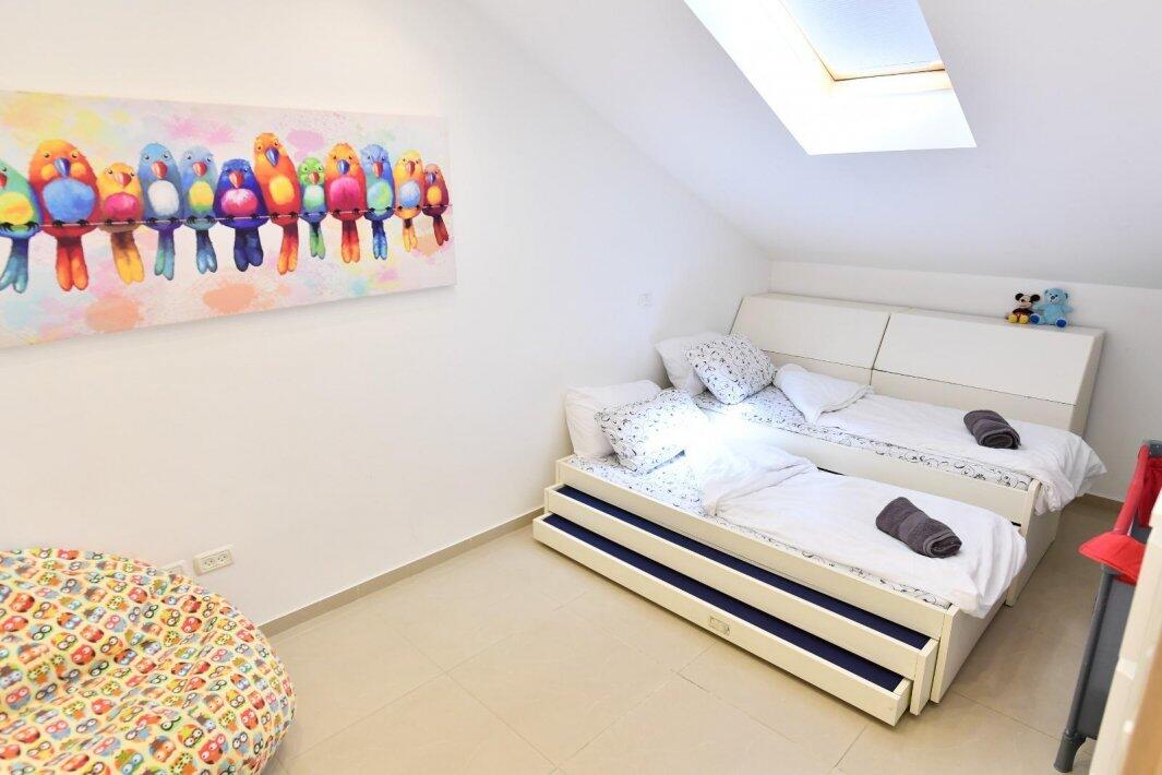 כרמא ירושלים מרכז  21  נופש - וי פור ויקיישן - V for Vacation