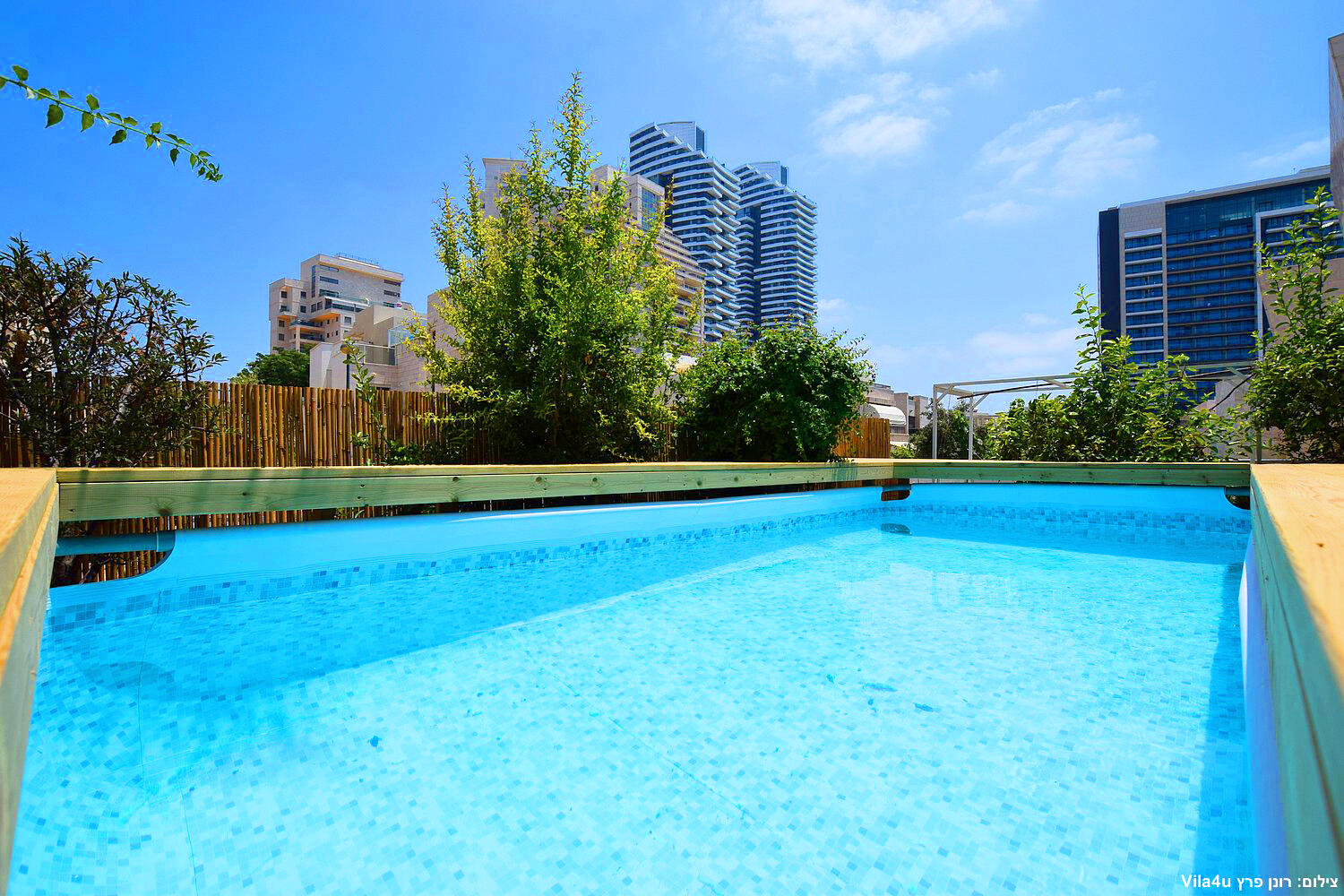 אחוזה על הים- סטיי פירסט קלאס מרכז  6  נופש - וי פור ויקיישן - V for Vacation