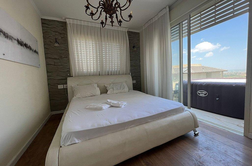 סוויטת גפן בוטיק מרכז  8  נופש - וי פור ויקיישן - V for Vacation