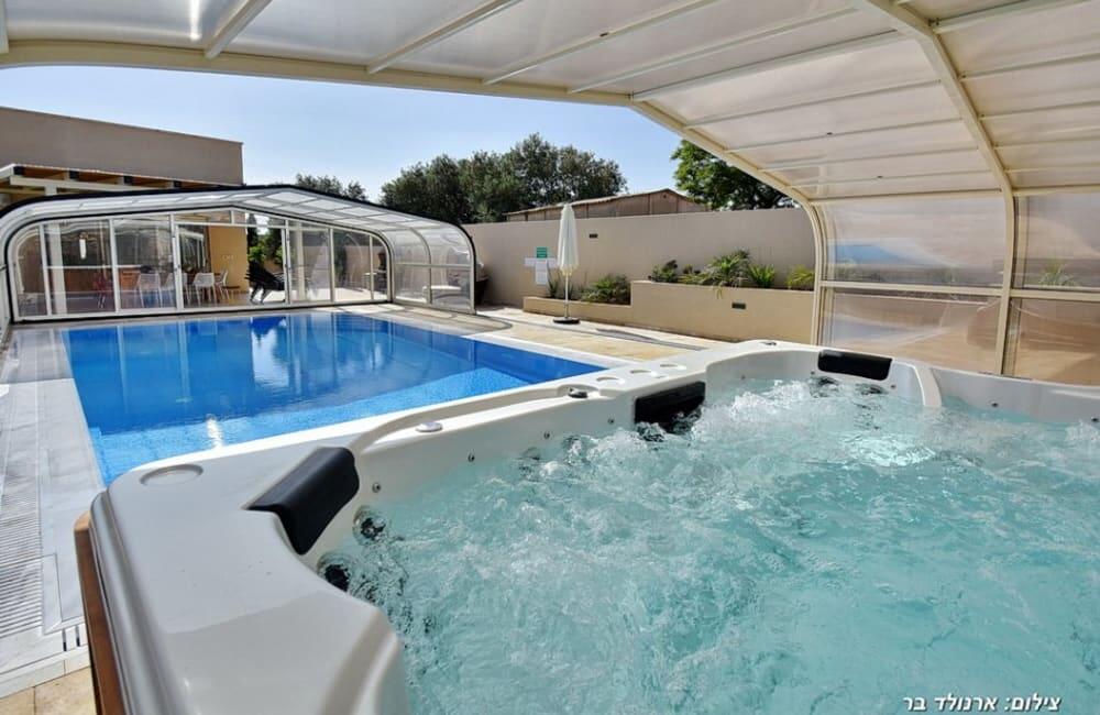 וילה רומיליה האוס צפון  3  נופש - וי פור ויקיישן - V for Vacation