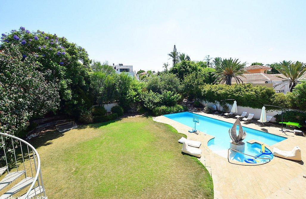 וילת לוטוס השרון מרכז  27  נופש - וי פור ויקיישן - V for Vacation