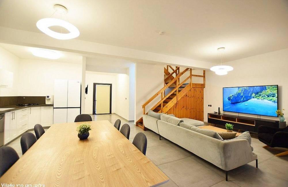 וילה בין הר לים צפון  14  נופש - וי פור ויקיישן - V for Vacation