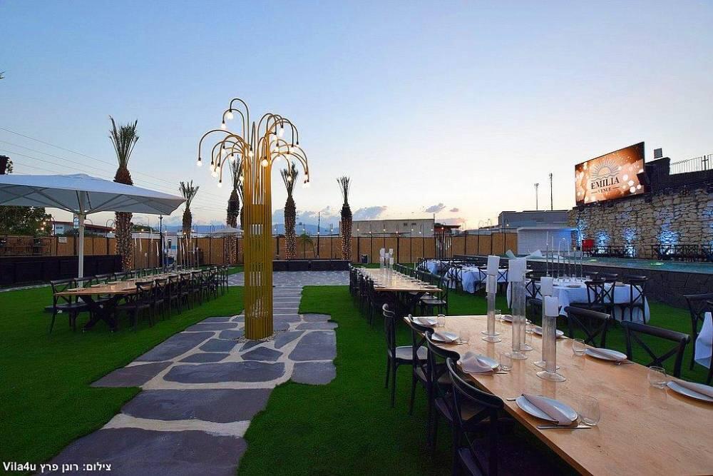 אמיליה איוונטס מרכז  3  לופט 4 יו