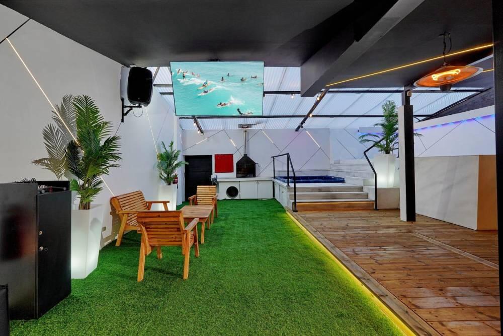 מתחם אירוח וויט - White מרכז  16  לופט 4 יו