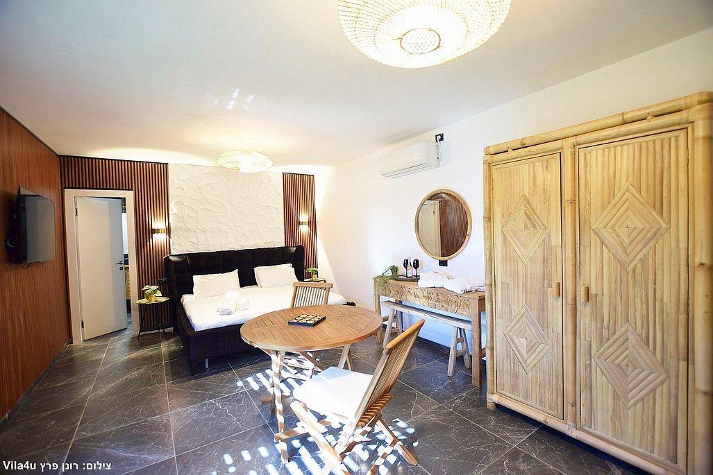 רפאל רויאל צפון  21  נופש - וי פור ויקיישן - V for Vacation