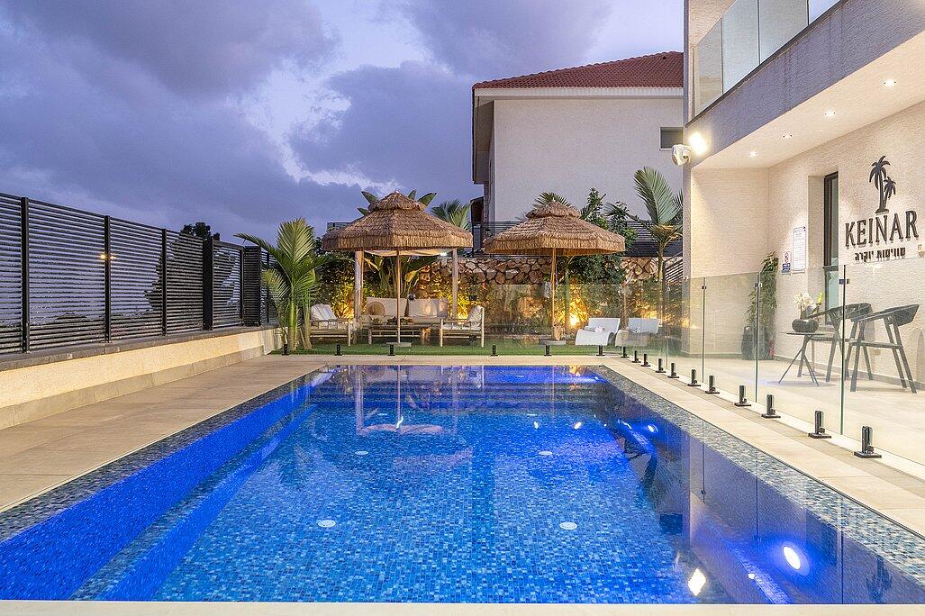 כינר סוויטות יוקרה צפון  27  נופש - וי פור ויקיישן - V for Vacation