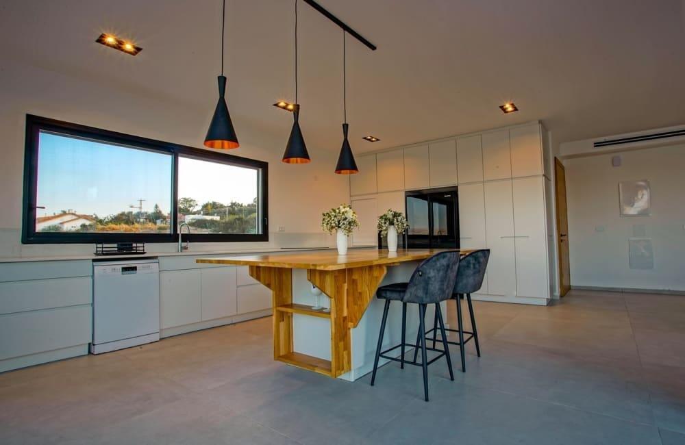 אמילי סוויטות אירוח צפון  24  נופש - וי פור ויקיישן - V for Vacation