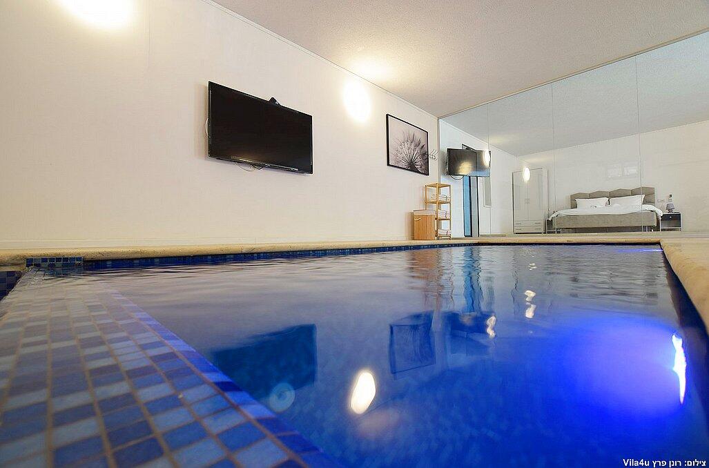 לקשורי סוויט - Luxury suite צפון  18  נופש - וי פור ויקיישן - V for Vacation