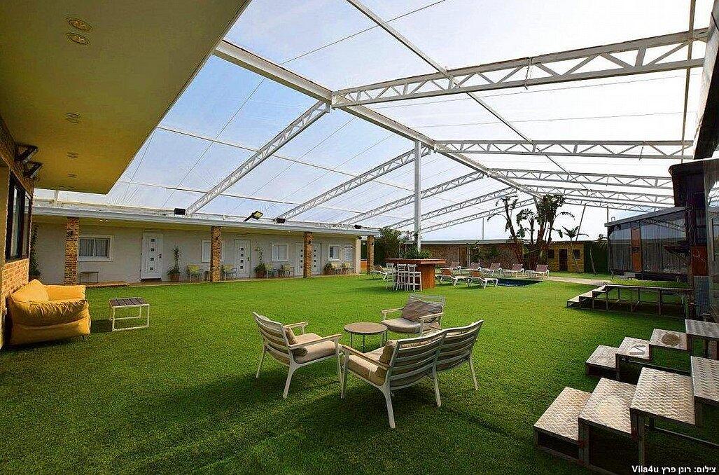 בית האצילים איוונטס מרכז  14  נופש - וי פור ויקיישן - V for Vacation