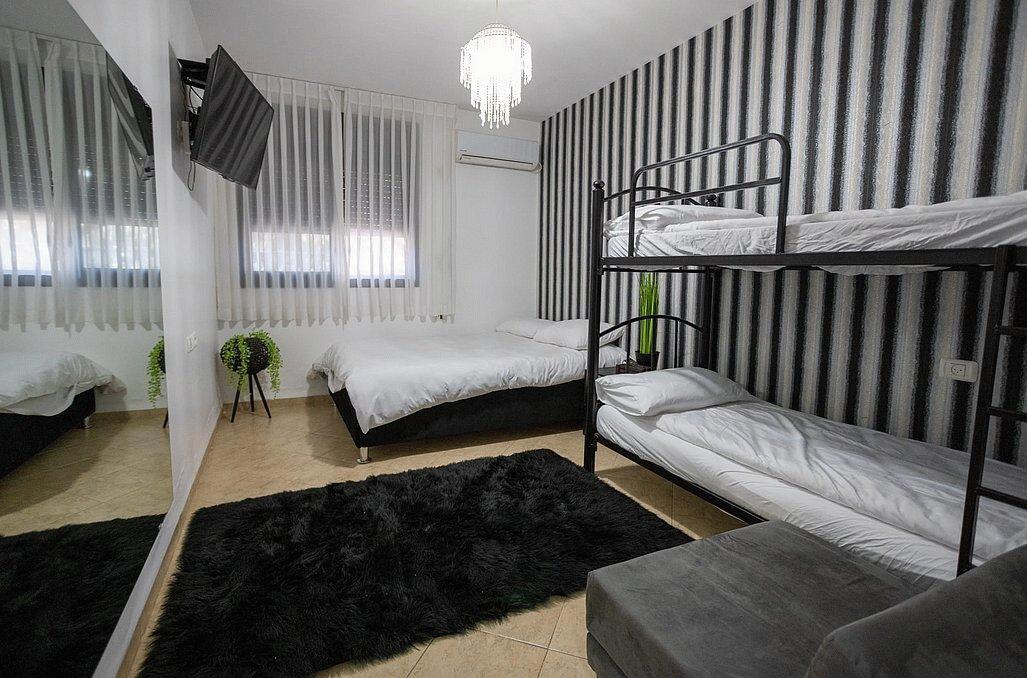 לאקי וילה צפון  22  נופש - וי פור ויקיישן - V for Vacation