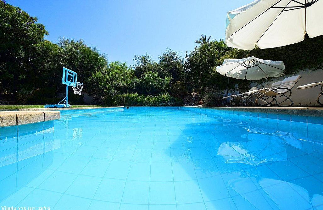 וילת לוטוס השרון מרכז  21  נופש - וי פור ויקיישן - V for Vacation