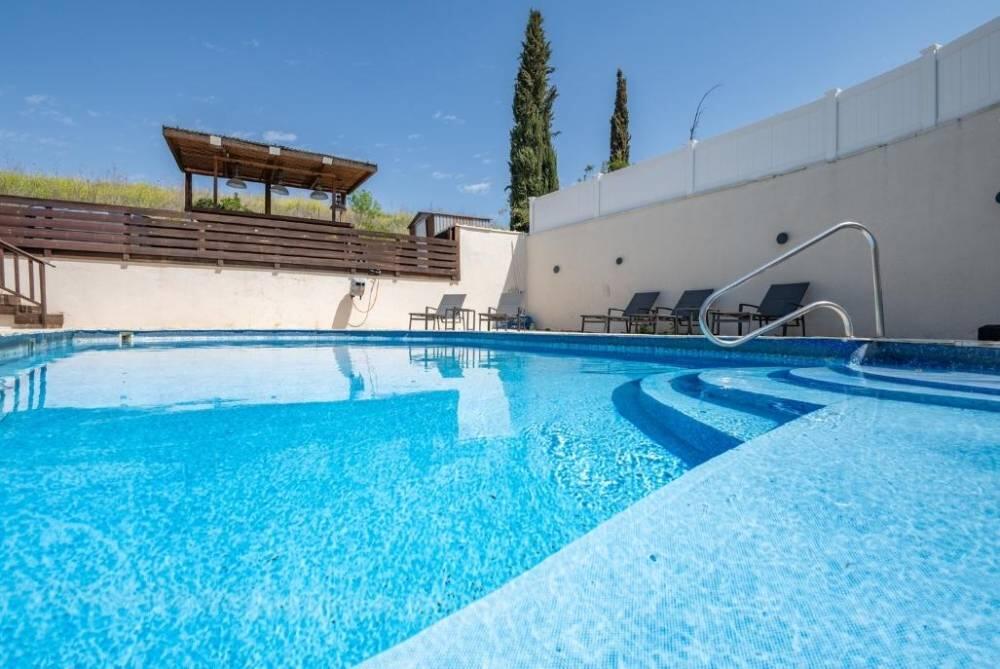 אחוזת תבור צפון  41  נופש - וי פור ויקיישן - V for Vacation