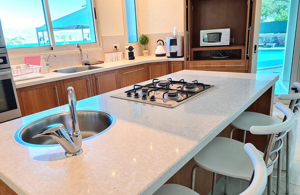 וילה מול ים אילת דרום  9  נופש - וי פור ויקיישן - V for Vacation