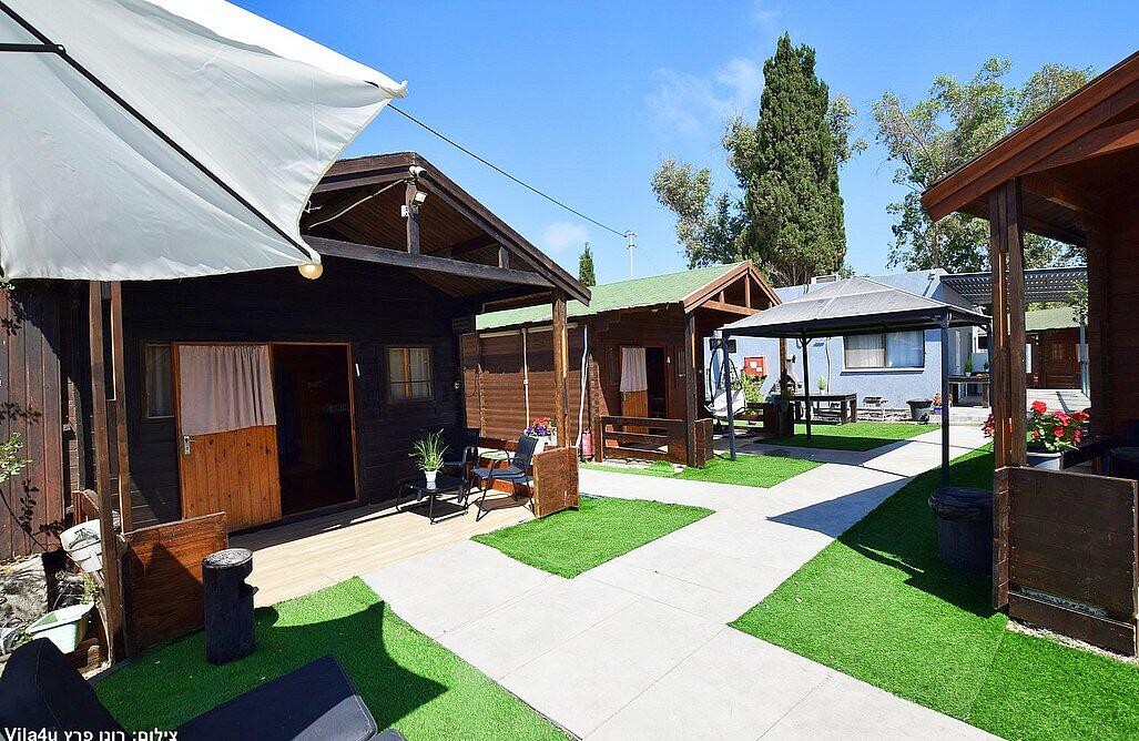 אחוזת הזוהר צפון  3  נופש - וי פור ויקיישן - V for Vacation