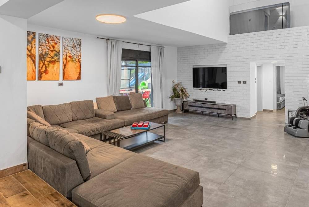 וילה קאסה רויאל צפון  20  נופש - וי פור ויקיישן - V for Vacation