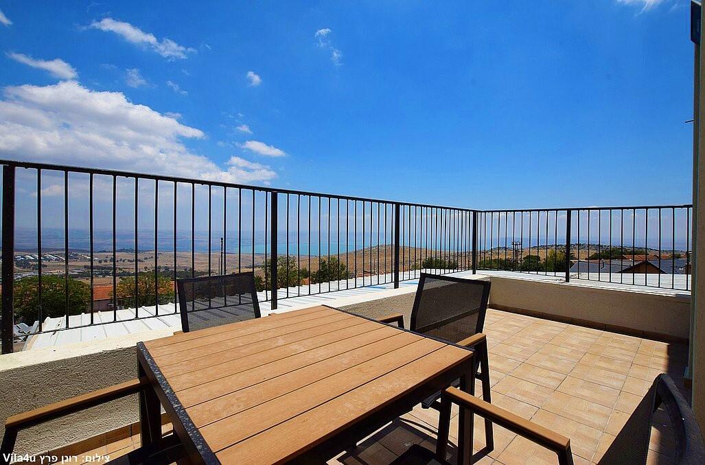 וילה כנריה צפון  13  נופש - וי פור ויקיישן - V for Vacation