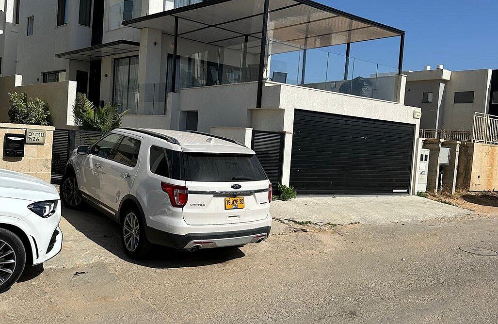 וילה על הים חדרה מרכז  25  נופש - וי פור ויקיישן - V for Vacation