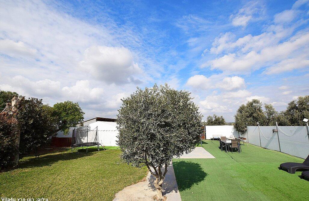 הפינה בכפר מרכז  26  נופש - וי פור ויקיישן - V for Vacation