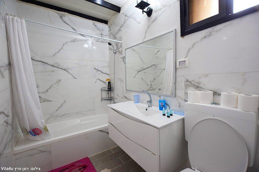 נווה הרים צפון  29  נופש - וי פור ויקיישן - V for Vacation