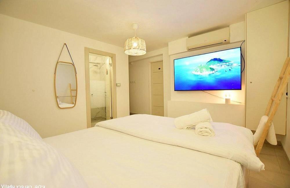 וילה ארבל 74 צפון  33  נופש - וי פור ויקיישן - V for Vacation