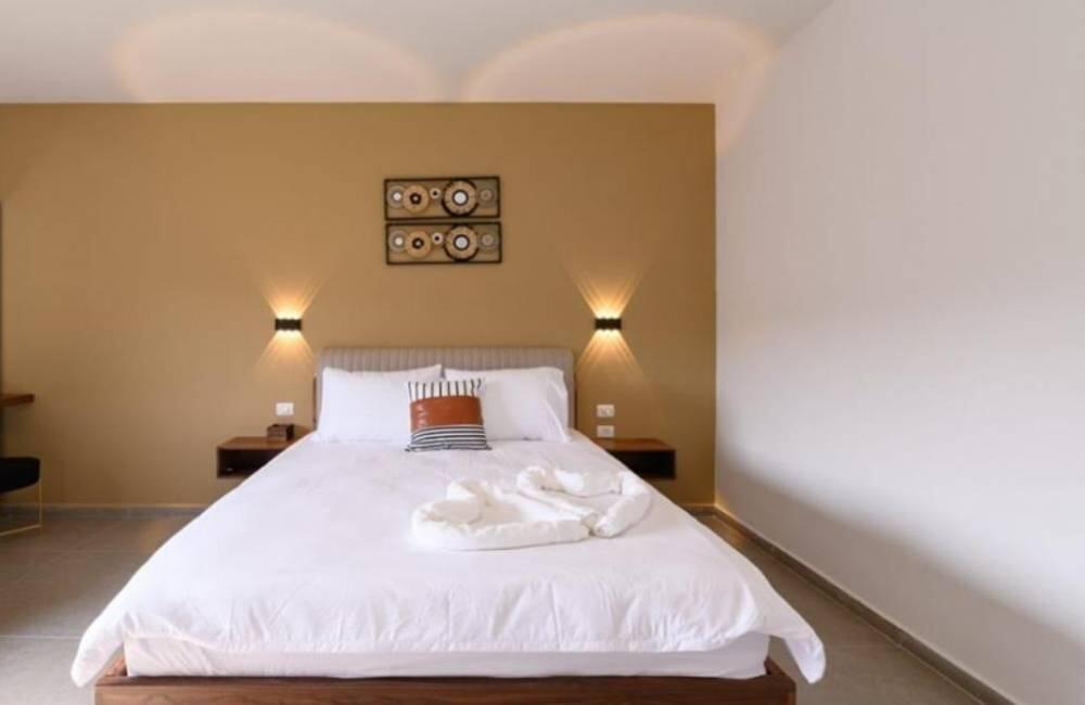 וילה אדינביל צפון  13  נופש - וי פור ויקיישן - V for Vacation