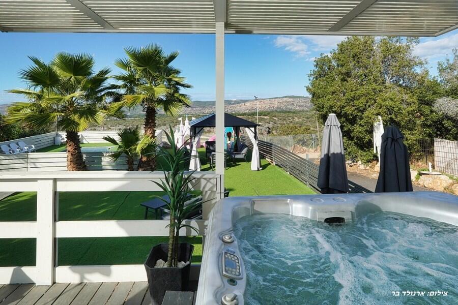 אחוזת נוף אכזיב צפון  13  נופש - וי פור ויקיישן - V for Vacation