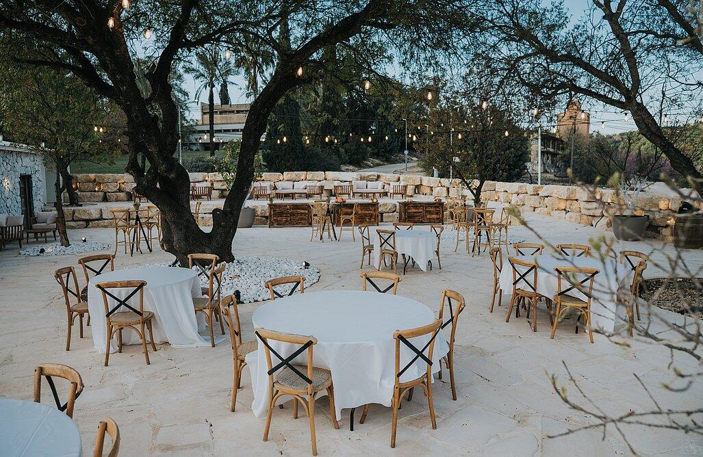 חצר העמק צפון  27  לופט 4 יו