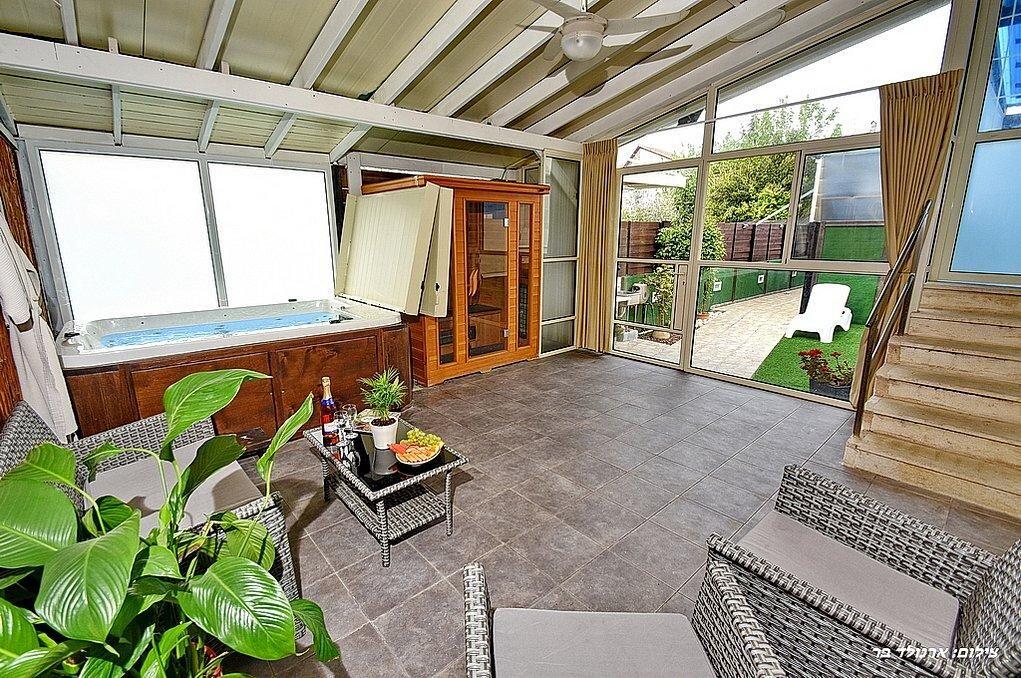 סוויטת שי צפון  21  נופש - וי פור ויקיישן - V for Vacation