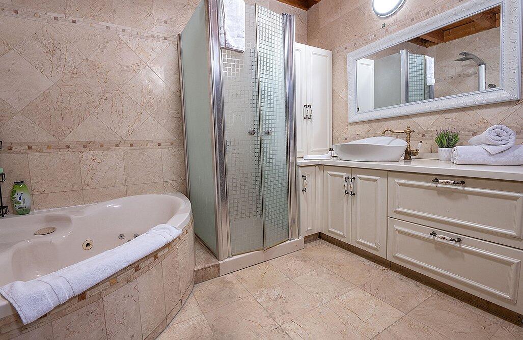 גני הצוק - וילת אירוח צפון  51  נופש - וי פור ויקיישן - V for Vacation