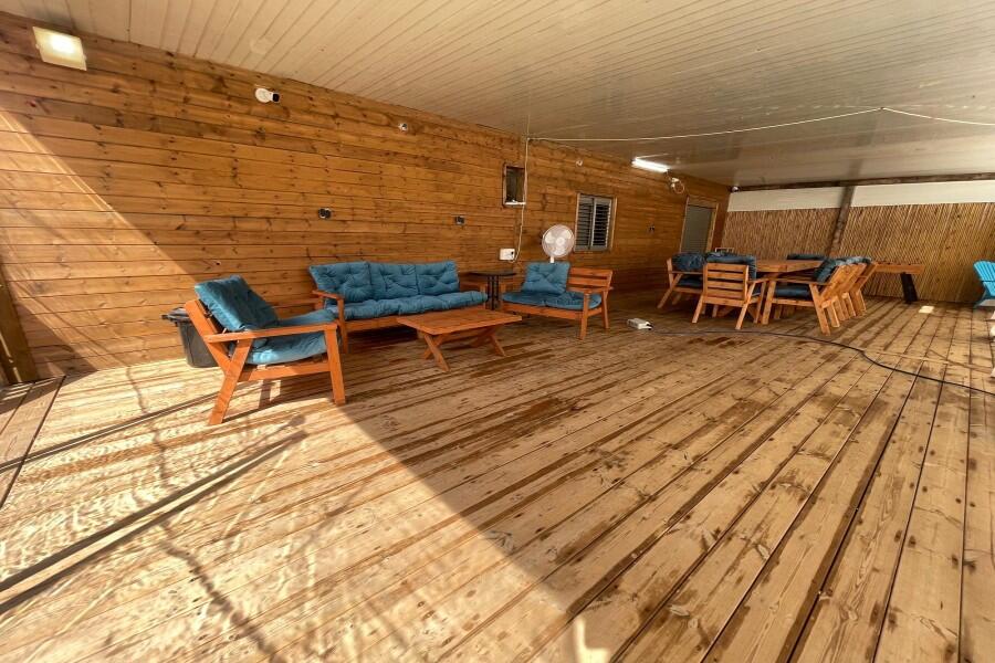 בשדות של המושב דרום  18  נופש - וי פור ויקיישן - V for Vacation