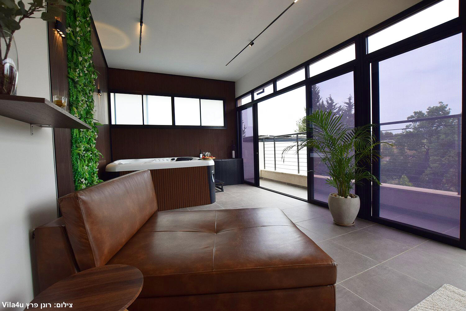 תאירה סוויט צפון  14  נופש - וי פור ויקיישן - V for Vacation