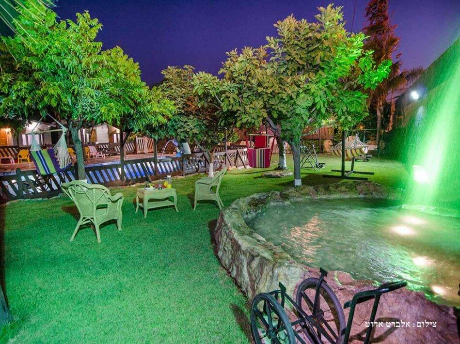 הבקתות של סיוון צפון  22  נופש - וי פור ויקיישן - V for Vacation