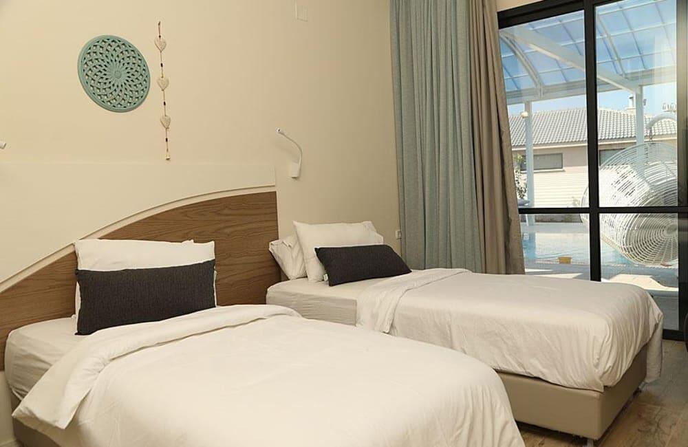 וילה אורכידאה צפון  11  נופש - וי פור ויקיישן - V for Vacation