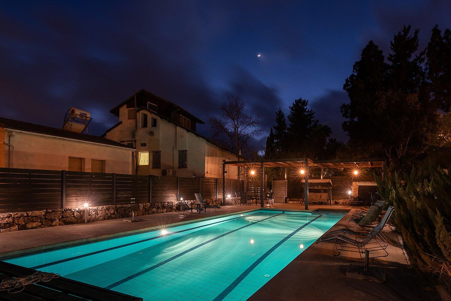 וילה בית זית מרכז  52  נופש - וי פור ויקיישן - V for Vacation