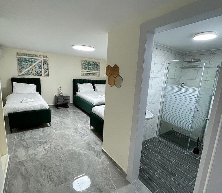 וילה באיילות מרכז  9  נופש - וי פור ויקיישן - V for Vacation