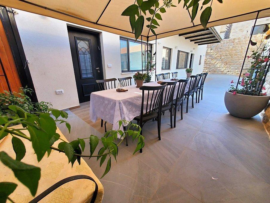 הוד ראשונים צפון  5  נופש - וי פור ויקיישן - V for Vacation