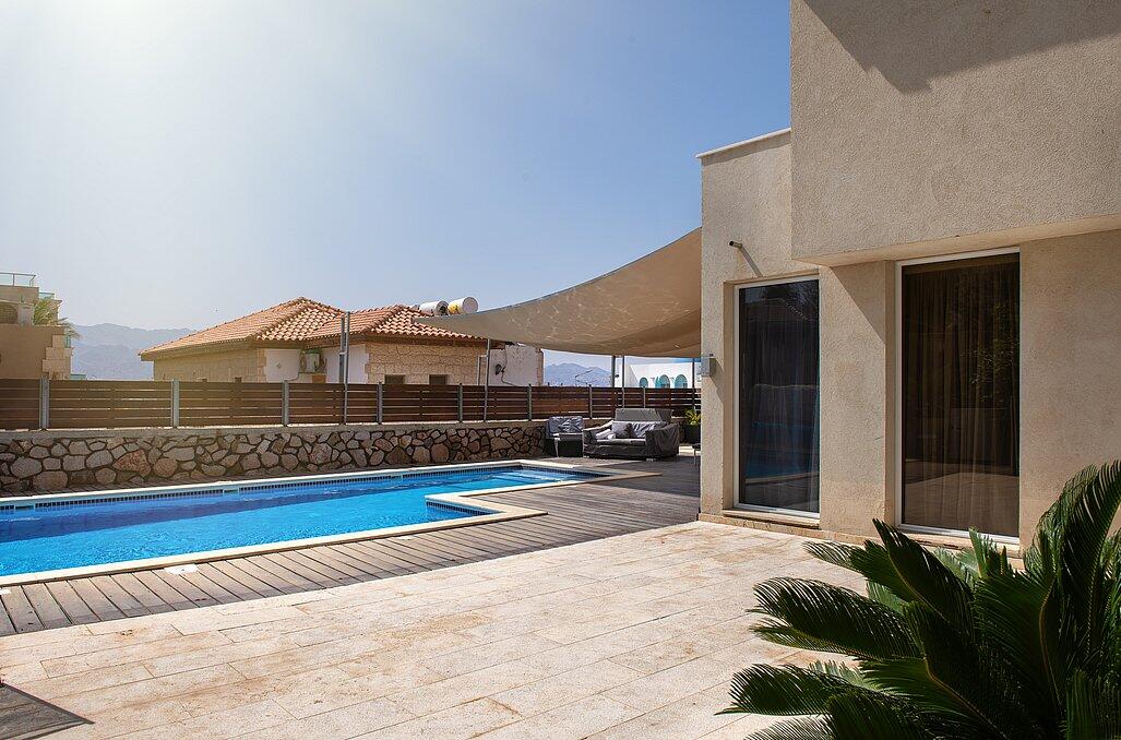 וילה איל דרום  21  נופש - וי פור ויקיישן - V for Vacation