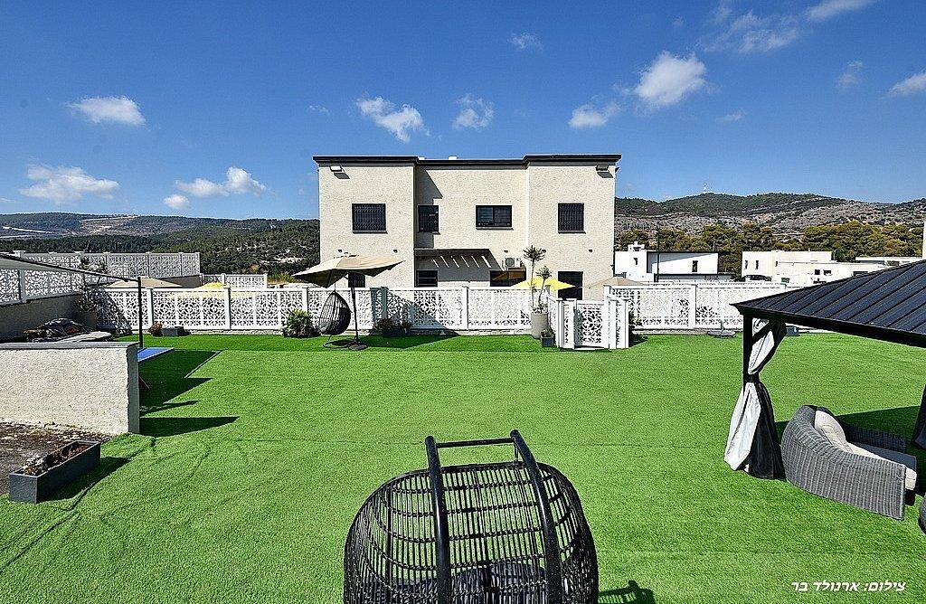 אחוזת יערה צפון  32  נופש - וי פור ויקיישן - V for Vacation