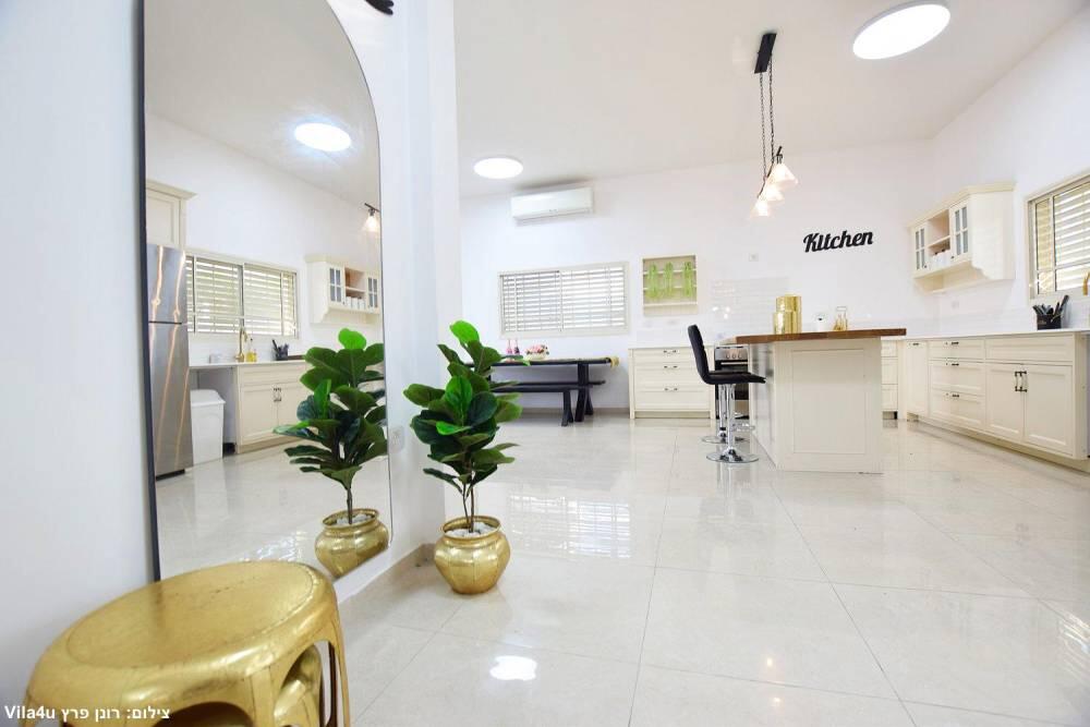 אחוזת שלמה ריזורט מרכז  30  נופש - וי פור ויקיישן - V for Vacation