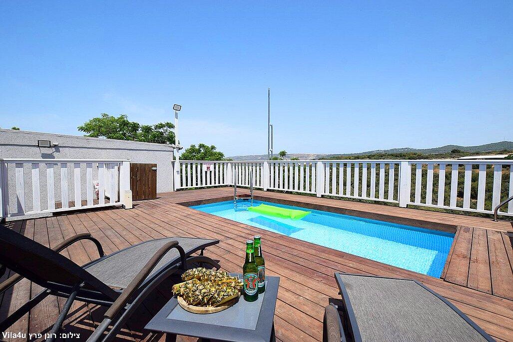 סאן סוויט צפון  29  נופש - וי פור ויקיישן - V for Vacation