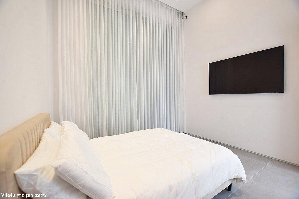 וילה אימפריה קיסריה מרכז  26  נופש - וי פור ויקיישן - V for Vacation