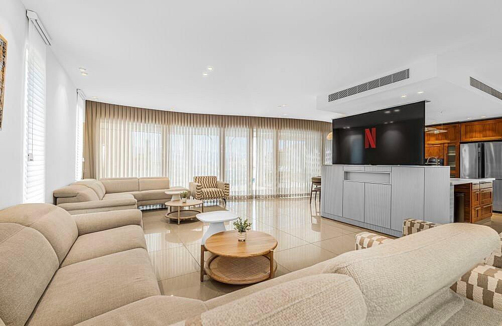 וילה קטלינה דרום  8  נופש - וי פור ויקיישן - V for Vacation