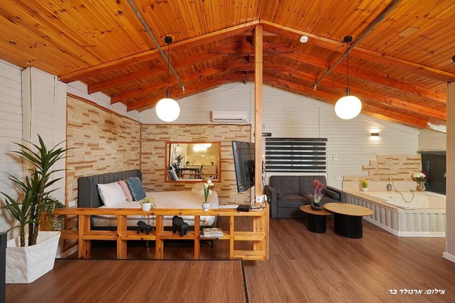 אחוזת נוף אכזיב צפון  6  נופש - וי פור ויקיישן - V for Vacation