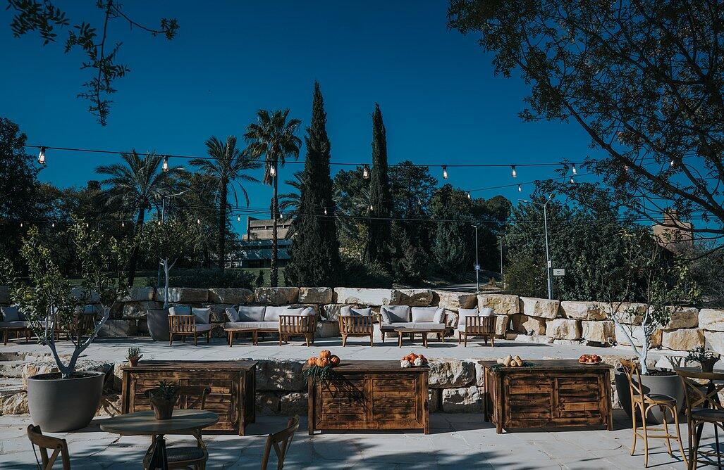 חצר העמק צפון  19  לופט 4 יו