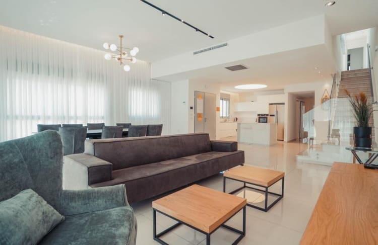 וילה וילאליס דרום  6  נופש - וי פור ויקיישן - V for Vacation