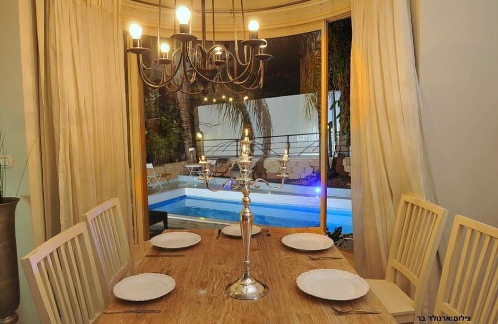 וילה קסטלו צפון  16  נופש - וי פור ויקיישן - V for Vacation