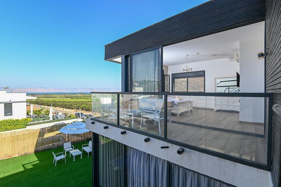 וילה V מגדל צפון  16  נופש - וי פור ויקיישן - V for Vacation