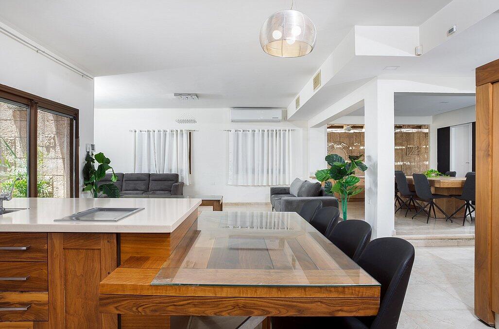 אחוזת אביב דרום  11  נופש - וי פור ויקיישן - V for Vacation