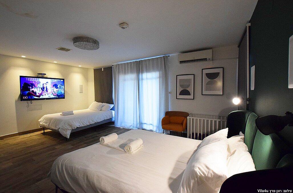 וילה קאסה רויאל צפון  25  נופש - וי פור ויקיישן - V for Vacation